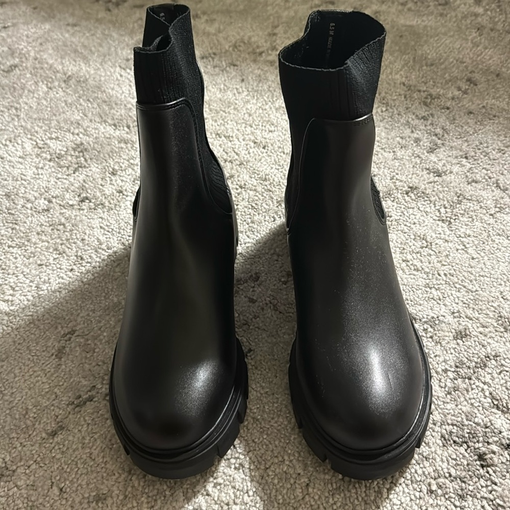 Steve Madden Boots